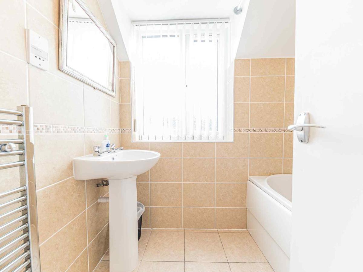 Pass The Keys Comfortable 3 Bed In Central Bowness With Parking Windermere Exterior foto